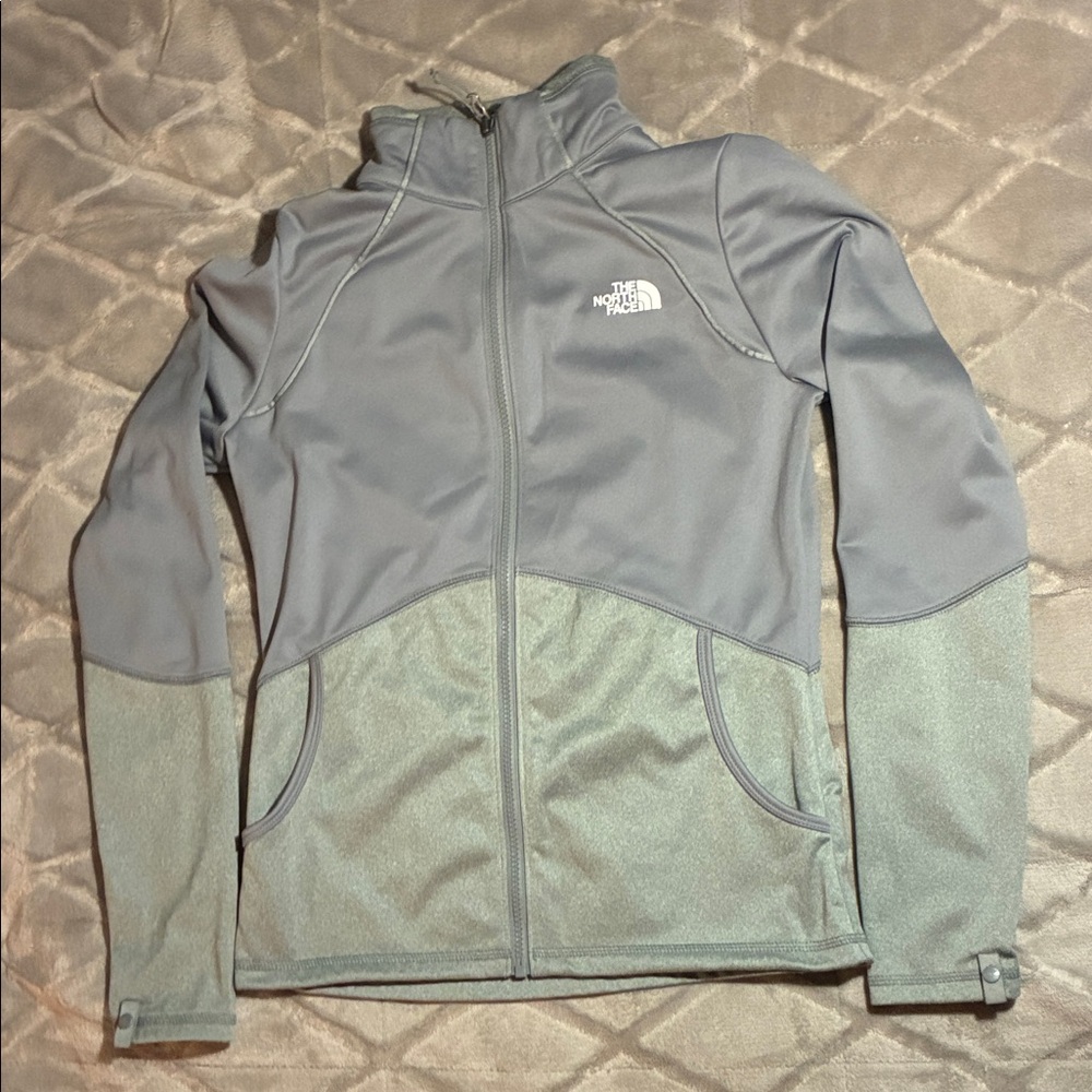 The North Face Ladies Apex Barrier Soft Shell Jacket size Small Gray